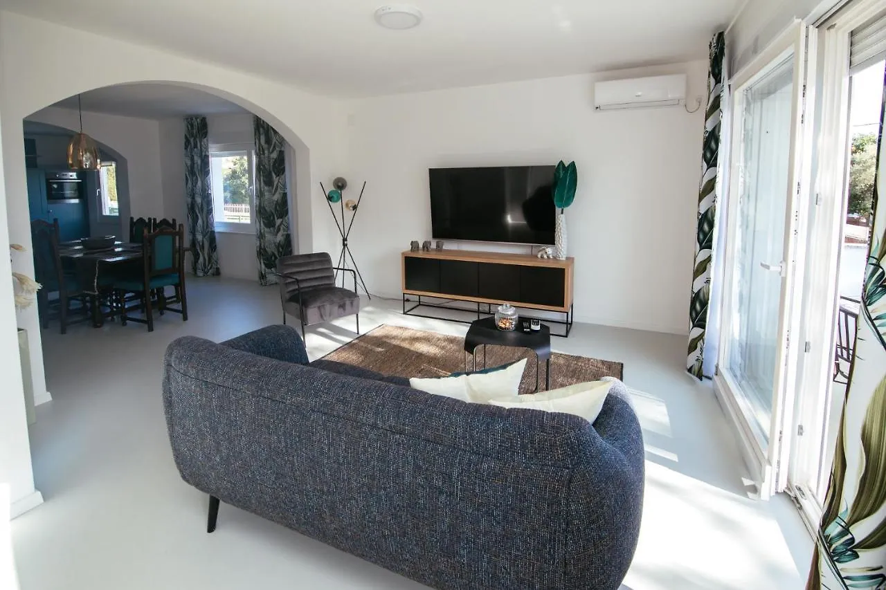 Villa Unica Biograd Na Moru Croatia